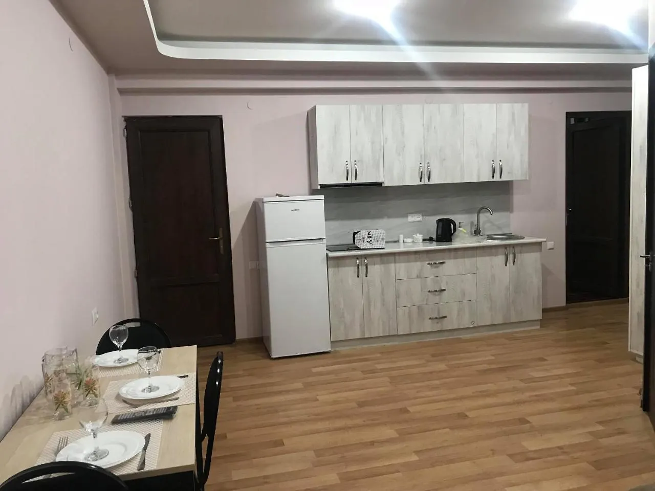 Hotel Caucasus Tiflis 0*,